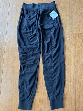 Athleta Black Attitude Pant